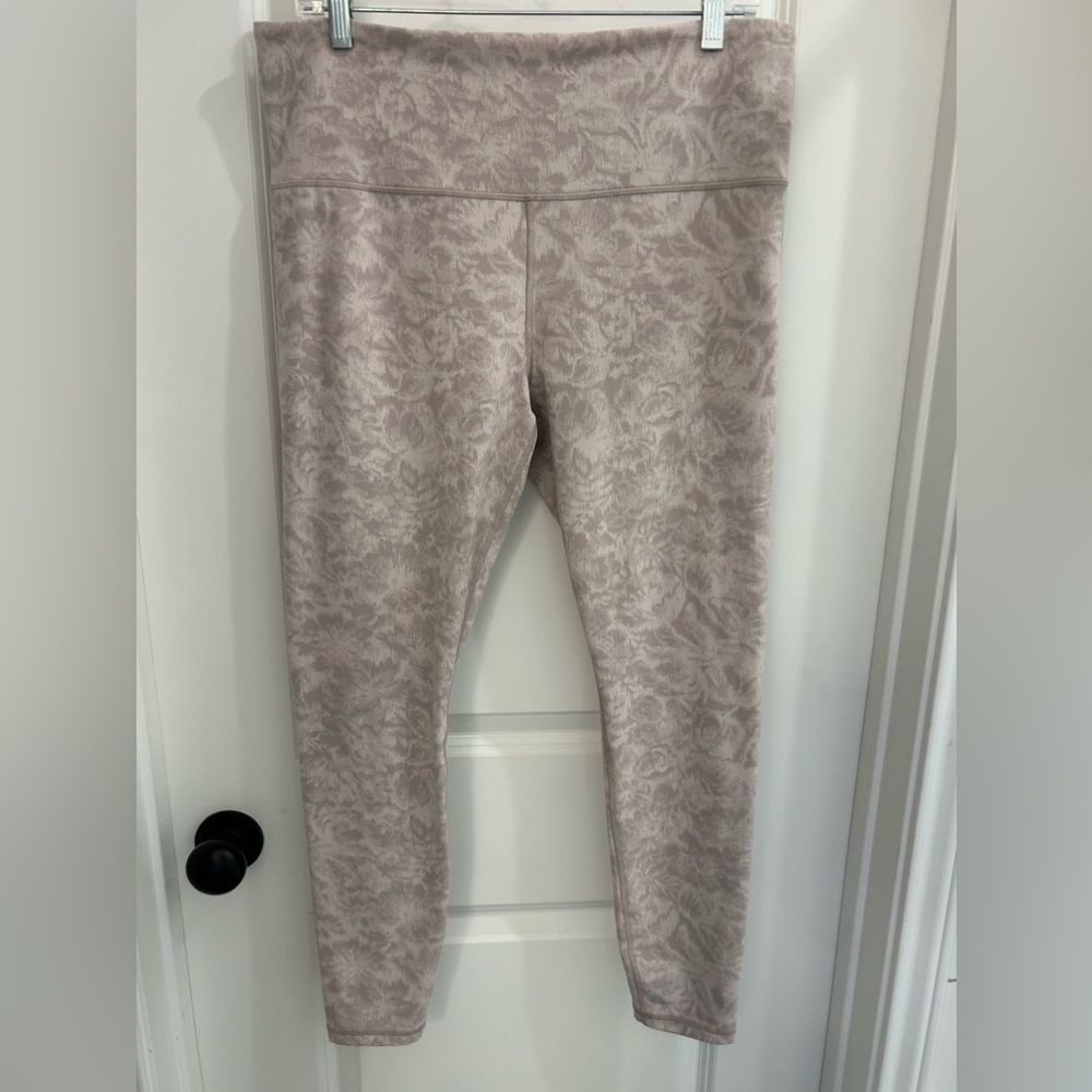 Athleta Elation Textured Tight - Picture 3 of 14